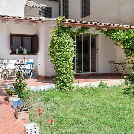 Bed And Book Giusino Bed and Breakfast Palermo Exteriör bild