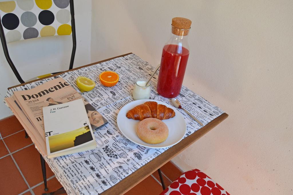 Bed And Book Giusino Bed and Breakfast Palermo Exteriör bild
